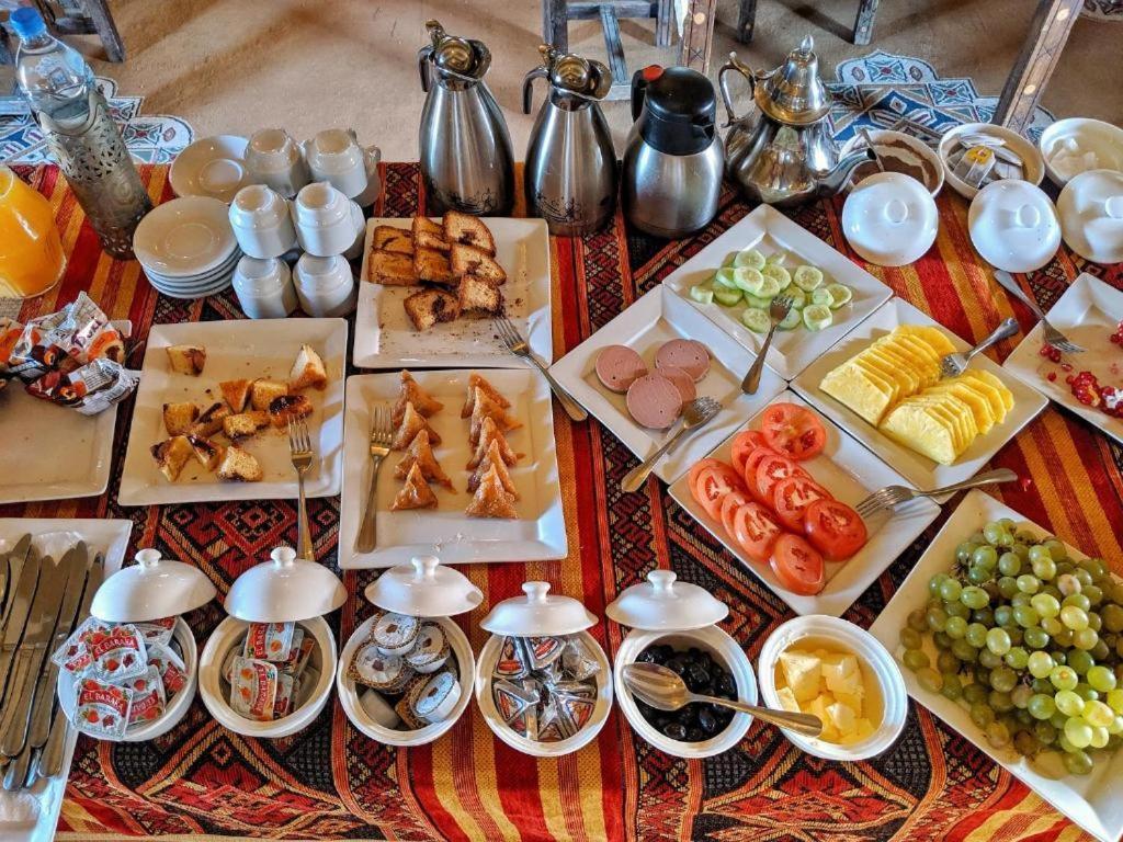 Blue Sky Luxury Camp Hotel Merzouga Ngoại thất bức ảnh