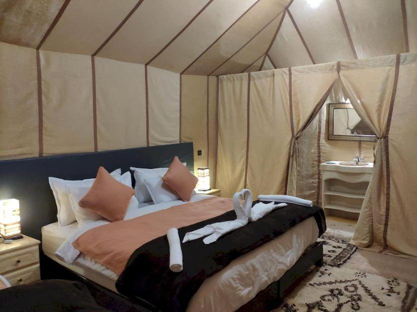 Blue Sky Luxury Camp Hotel Merzouga Ngoại thất bức ảnh